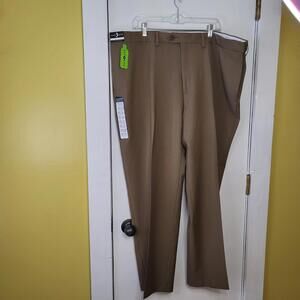 Haggar E-CLO Classic Fit Flat Front dress pants brown NWT 44"Wx30L button zipper